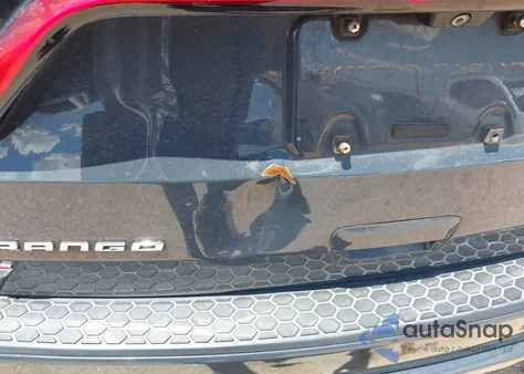 2018 Dodge Durango Srt Awd z USA, uszkodzony, nr VIN 1C4SDJGJ9JC194755